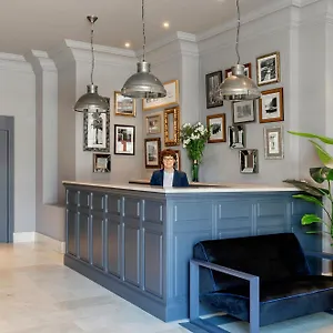 Plaza Aparthotel Pamplona